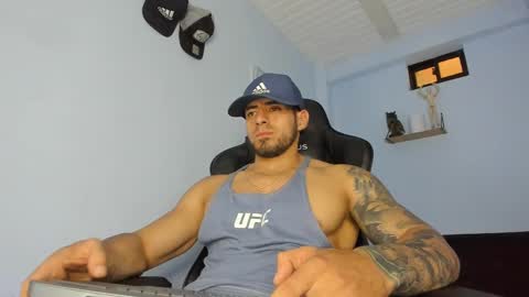 Snapshot of _poseidon1_ chatting on 03.08.25 Poseidon online show from 03.08.25