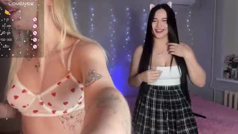 Ellie and Nika online show from 01.14.26