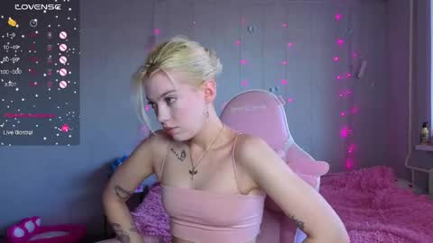 Ellie and Nika online show from 06.07.26