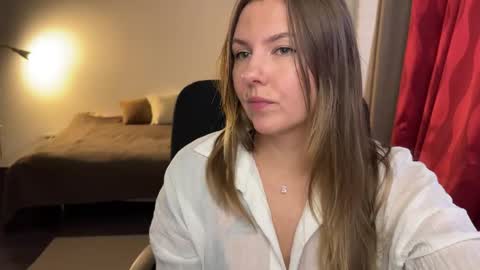 Snapshot of _private_person_ chatting on 09.22.25 HADLY today day-off see u online 0112 online show from 09.22.25