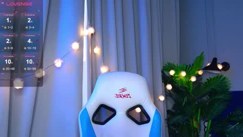 im Amy online show from 10.13.25