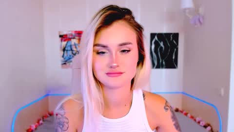 _ravena online show from 10.04.25