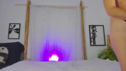 Moon online show from 10.10.25