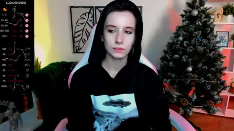Snapshot of _rein_ramm chatting on 12.18.24 Rein online show from 12.18.24