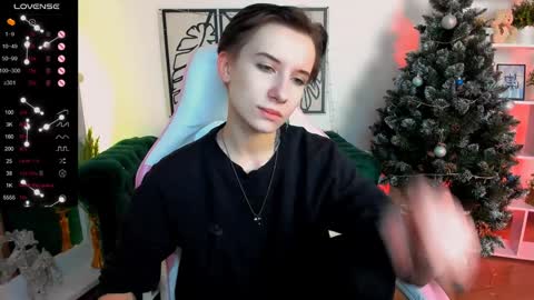Snapshot of _rein_ramm chatting on 12.23.24 Rein online show from 12.23.24