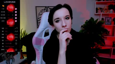 Snapshot of _rein_ramm chatting on 01.17.25 Rein online show from 01.17.25