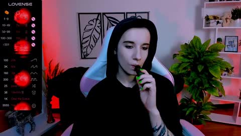 Snapshot of _rein_ramm chatting on 01.23.25 Rein online show from 01.23.25