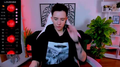 Snapshot of _rein_ramm chatting on 01.26.25 Rein online show from 01.26.25