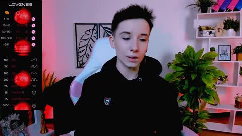 Snapshot of _rein_ramm chatting on 01.27.25 Rein online show from 01.27.25