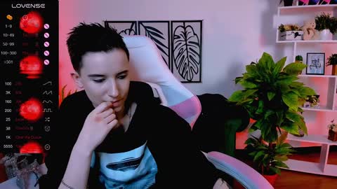 Snapshot of _rein_ramm chatting on 01.28.25 Rein online show from 01.28.25