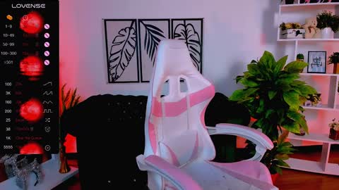 Snapshot of _rein_ramm chatting on 01.28.25 Rein online show from 01.28.25
