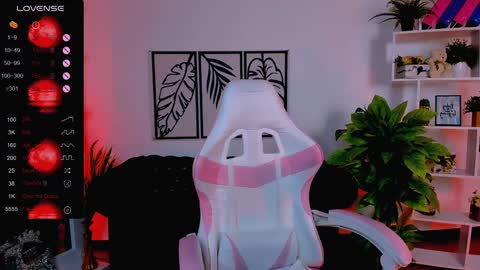 Snapshot of _rein_ramm chatting on 01.29.25 Rein online show from 01.29.25