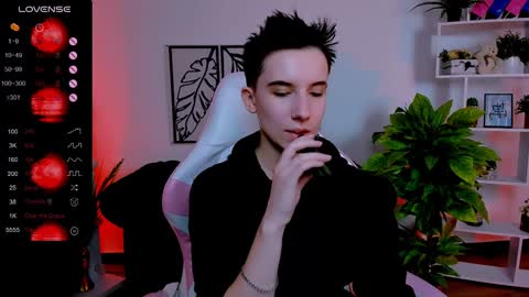 Snapshot of _rein_ramm chatting on 01.30.25 Rein online show from 01.30.25