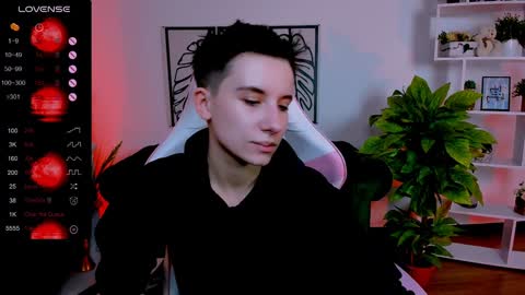 Snapshot of _rein_ramm chatting on 01.30.25 Rein online show from 01.30.25
