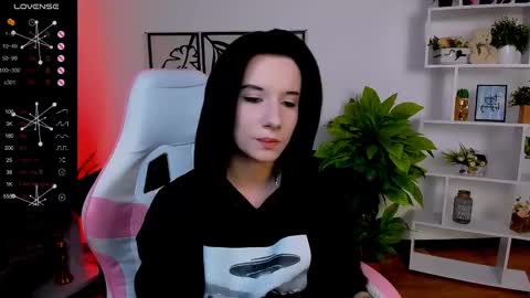 Snapshot of _rein_ramm chatting on 02.18.25 Rein online show from 02.18.25