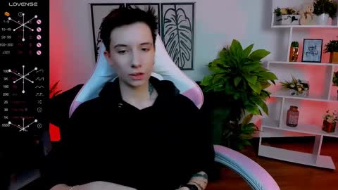 Snapshot of _rein_ramm chatting on 02.24.25 Rein online show from 02.24.25