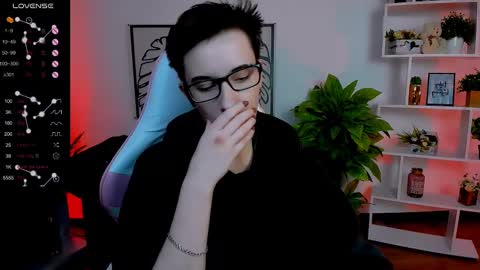 Snapshot of _rein_ramm chatting on 02.24.25 Rein online show from 02.24.25