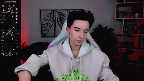 Snapshot of _rein_ramm chatting on 02.28.25 Rein online show from 02.28.25