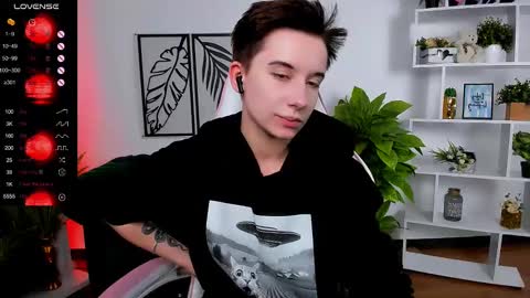 Snapshot of _rein_ramm chatting on 03.05.25 Rein online show from 03.05.25
