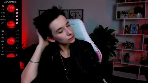 Snapshot of _rein_ramm chatting on 03.06.25 Rein online show from 03.06.25