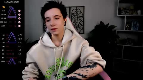 Snapshot of _rein_ramm chatting on 03.10.25 Rein online show from 03.10.25