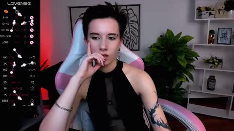Snapshot of _rein_ramm chatting on 03.11.25 Rein online show from 03.11.25