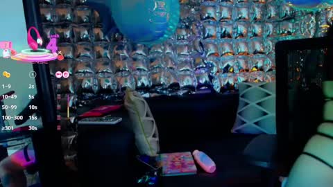 Zacura online show from 10.03.25