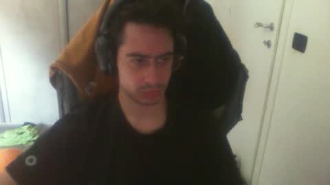 Snapshot of _sama___ chatting on 09.15.25 _sama___ online show from 09.15.25