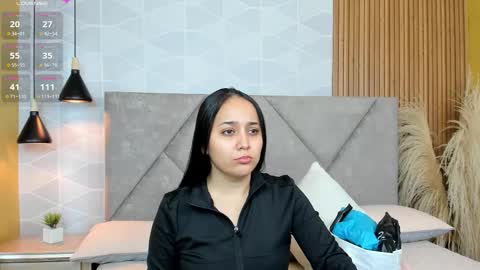 Snapshot of _sammy_fit chatting on 11.06.25 Antonella online show from 11.06.25