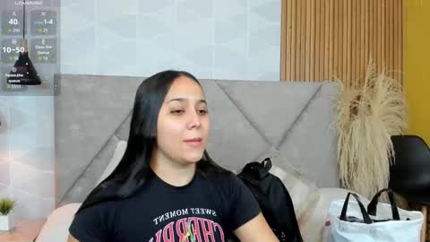 Snapshot of _sammy_fit chatting on 01.06.26 Antonella online show from 01.06.26
