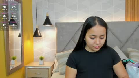 Snapshot of _sammy_fit chatting on 04.20.26 Antonella online show from 04.20.26