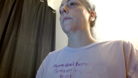Snapshot of _sara_lynn_ chatting on 08.01.26 Sara Lynn online show from 08.01.26