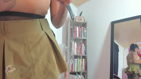 Snapshot of _saraaparker_ chatting on 01.17.25 Sarita  online show from 01.17.25