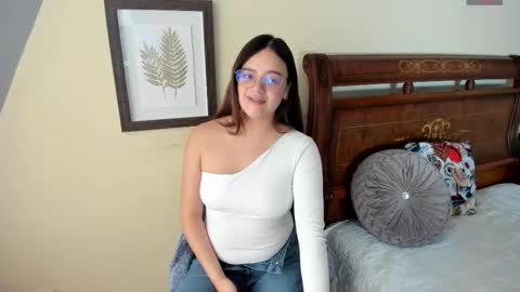 Sarah online show from 11.13.25