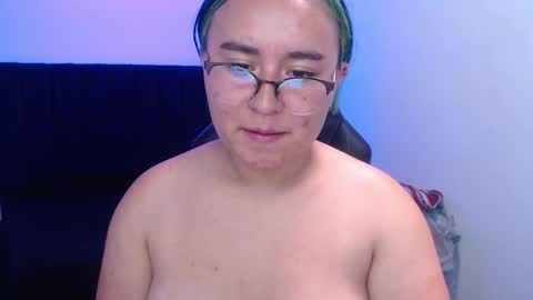 Sasha Greey online show from 10.28.25