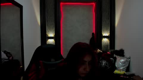 Selene online show from 01.13.25