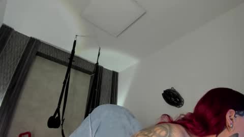 Selene online show from 12.02.25