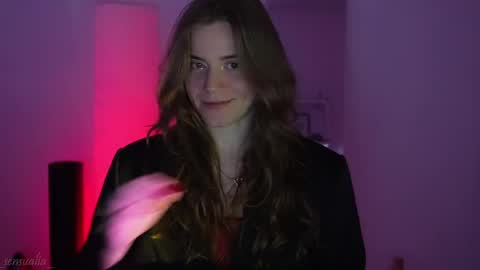 Snapshot of _sensualia_ chatting on 04.28.26 Lia online show from 04.28.26