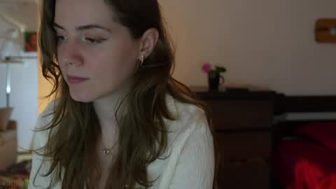 Snapshot of _sensualia_ chatting on 05.25.26 Lia online show from 05.25.26