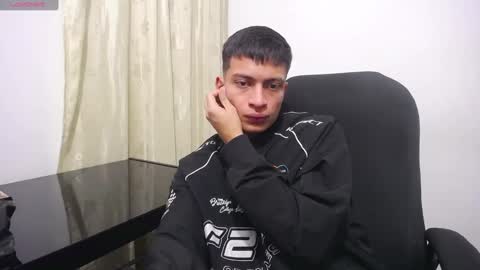 Snapshot of _sexy_jack chatting on 01.17.25 Juan Pablo-independent model online show from 01.17.25