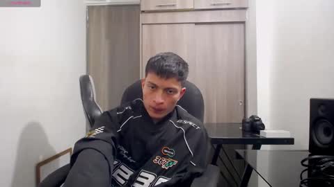 Snapshot of _sexy_jack chatting on 01.20.25 Juan Pablo-independent model online show from 01.20.25
