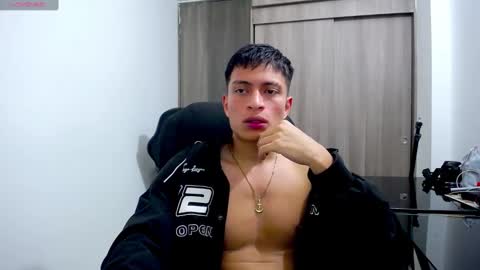 Snapshot of _sexy_jack chatting on 01.28.25 Juan Pablo-independent model online show from 01.28.25
