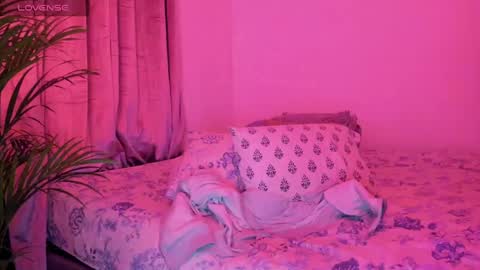 E T H A N      S T A R online show from 02.13.25