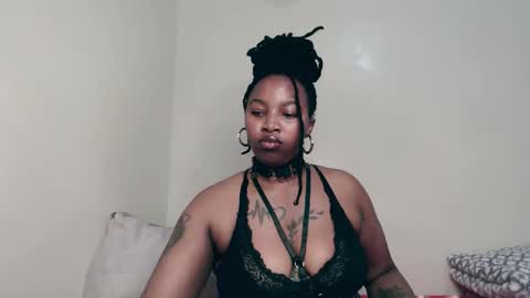 _sexysquirter online show from 12.17.25