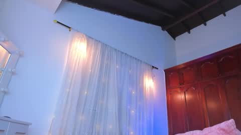 Shsntal online show from 11.19.25