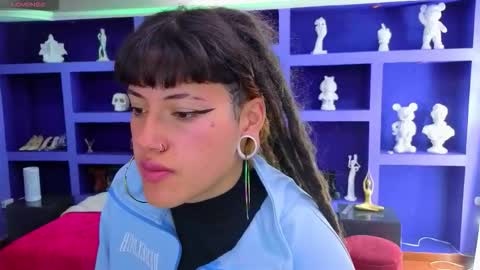 _sharlotte777 online show from 10.13.25