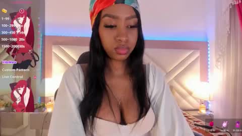 Snapshot of _shayra_ chatting on 02.25.26 Shayra online show from 02.25.26