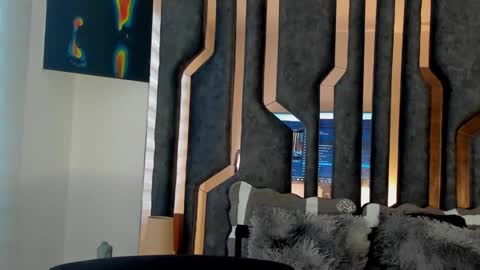 Snapshot of _silvia_vega_ chatting on 12.25.24 _silvia_vega_ online show from 12.25.24