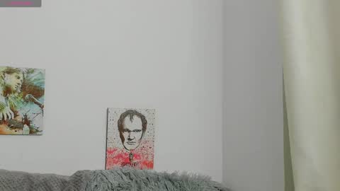 Snapshot of _silvia_vega_ chatting on 01.25.25 _silvia_vega_ online show from 01.25.25