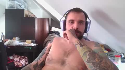 _smiley_bear27 online show from 11.04.25